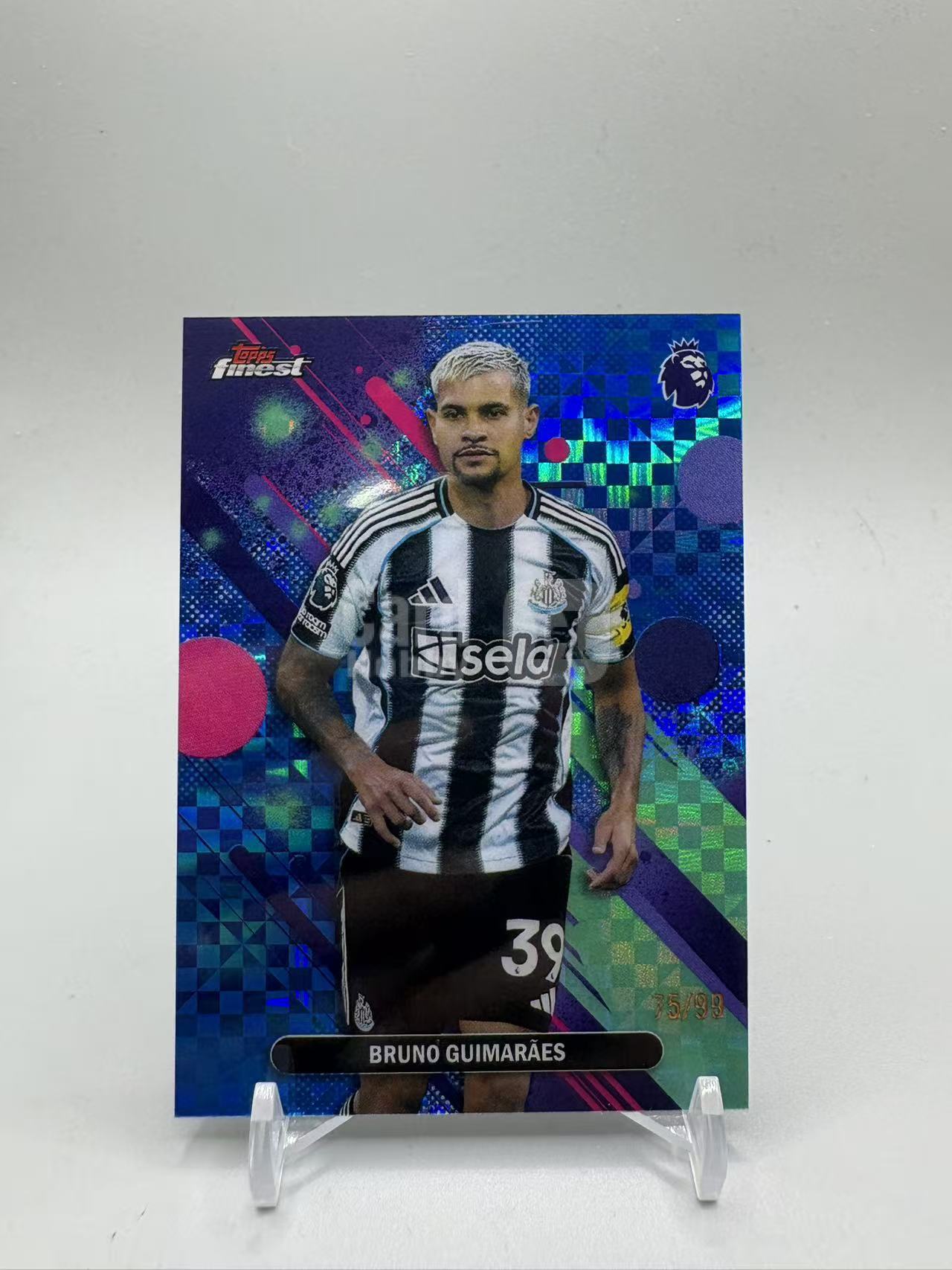 2025-26 Topps Finest bruno guimaraes 【灰灰代拍】全新 英超 finest 纽卡斯尔 吉马良斯 蓝格子折 99编 一级 疯