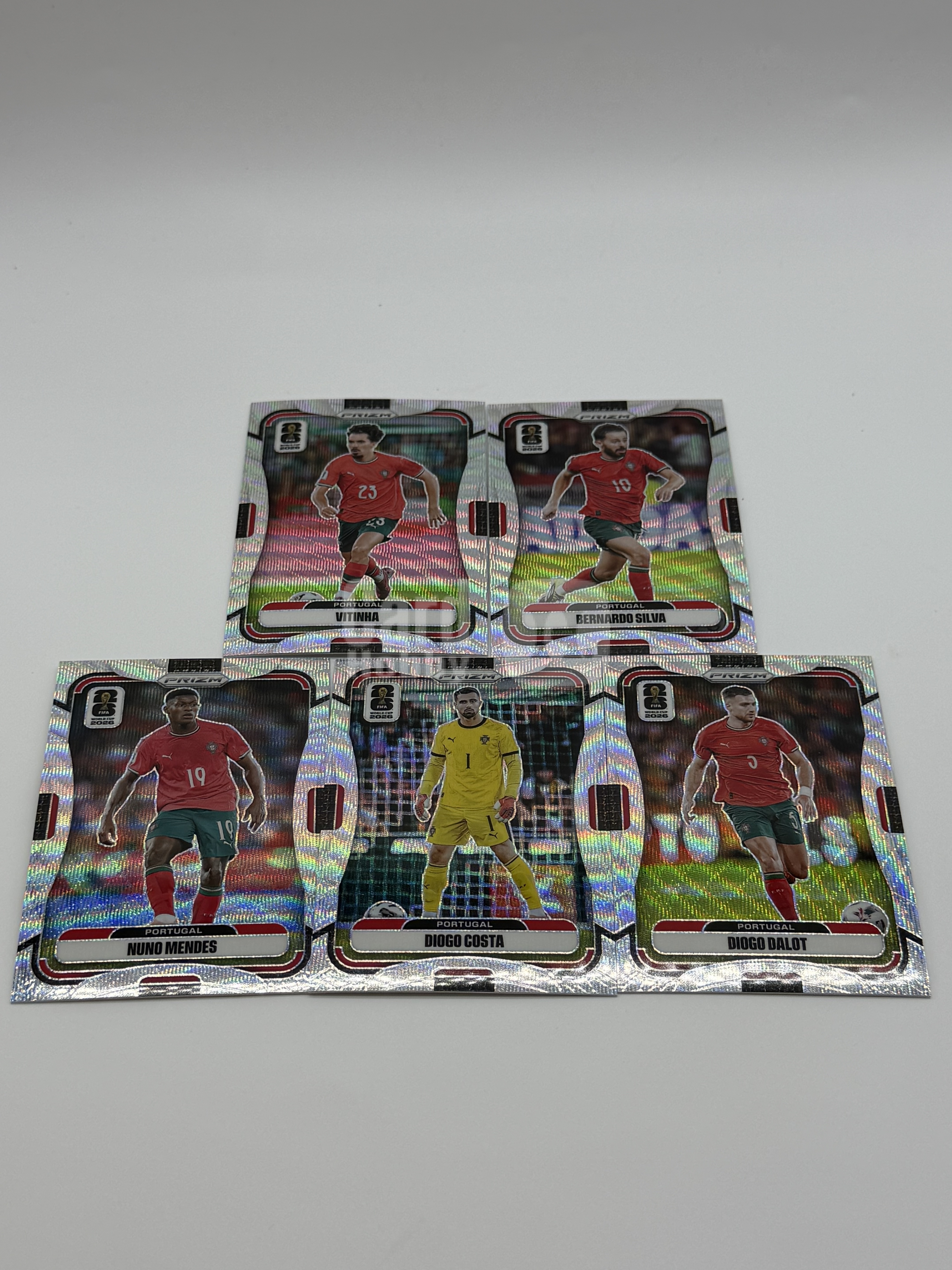 2026 Panini Prizm FIFA World Cup【Simple】世界杯pz 葡萄牙 银折 波纹折 打包 凑套 维蒂尼亚 b席 门德斯 科斯塔 达洛特 队套 c罗队友