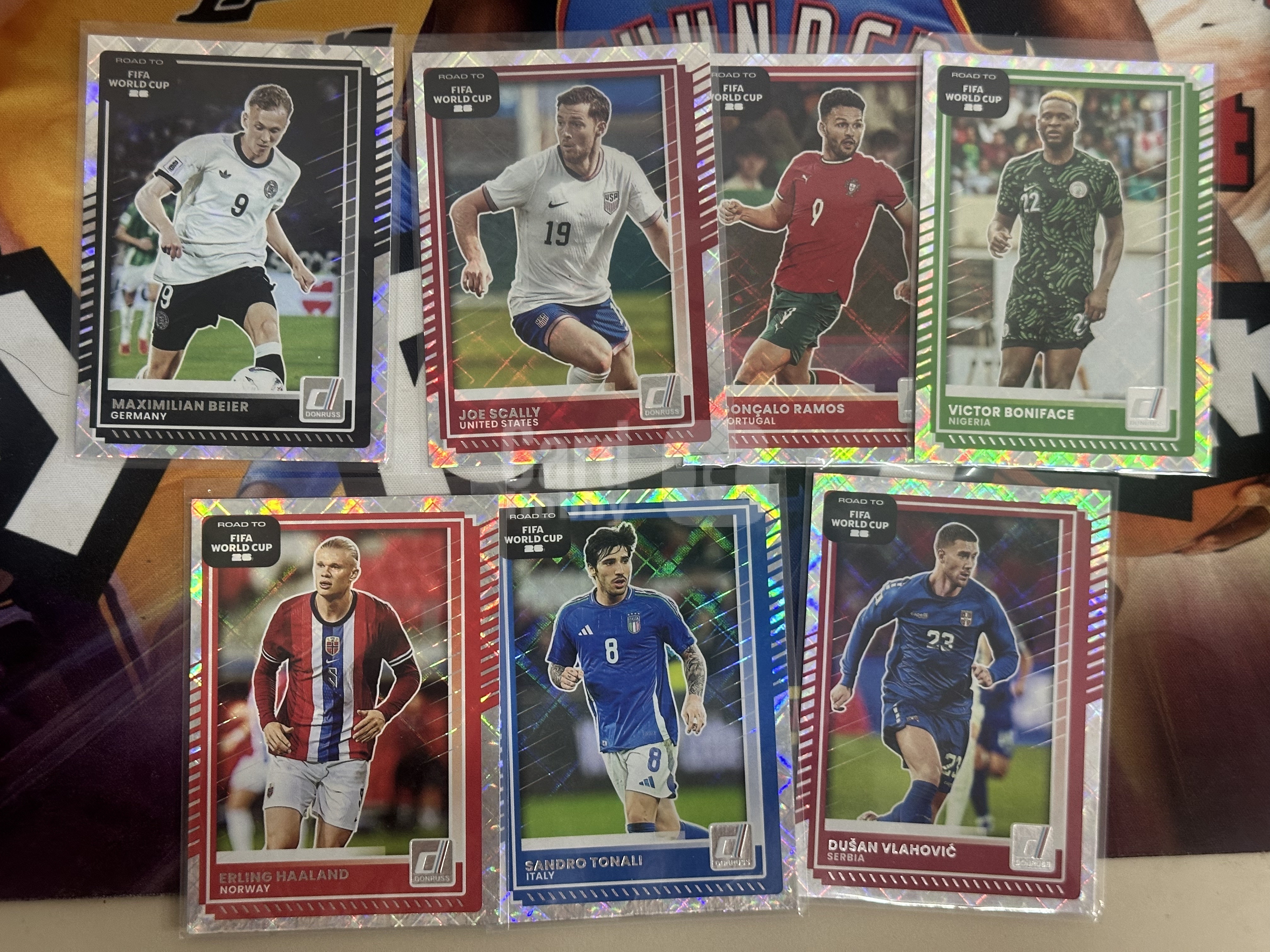 2025 Panini Donruss Erling Haaland 【小猪包代卖】世界杯 哈兰德 钻石折 射线折 托纳利 base 出生