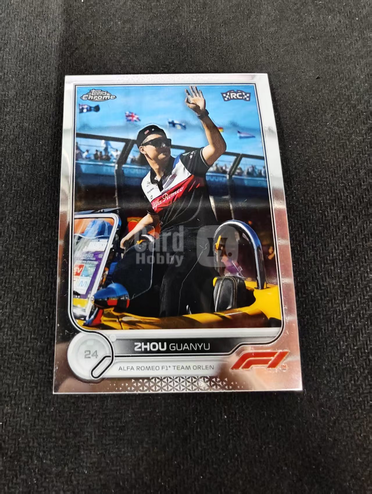 2022 Topps Chrome F1 Guanyu Zhou RC 周冠宇 新秀 阿尔法罗密欧 划痕 边角瑕疵#66