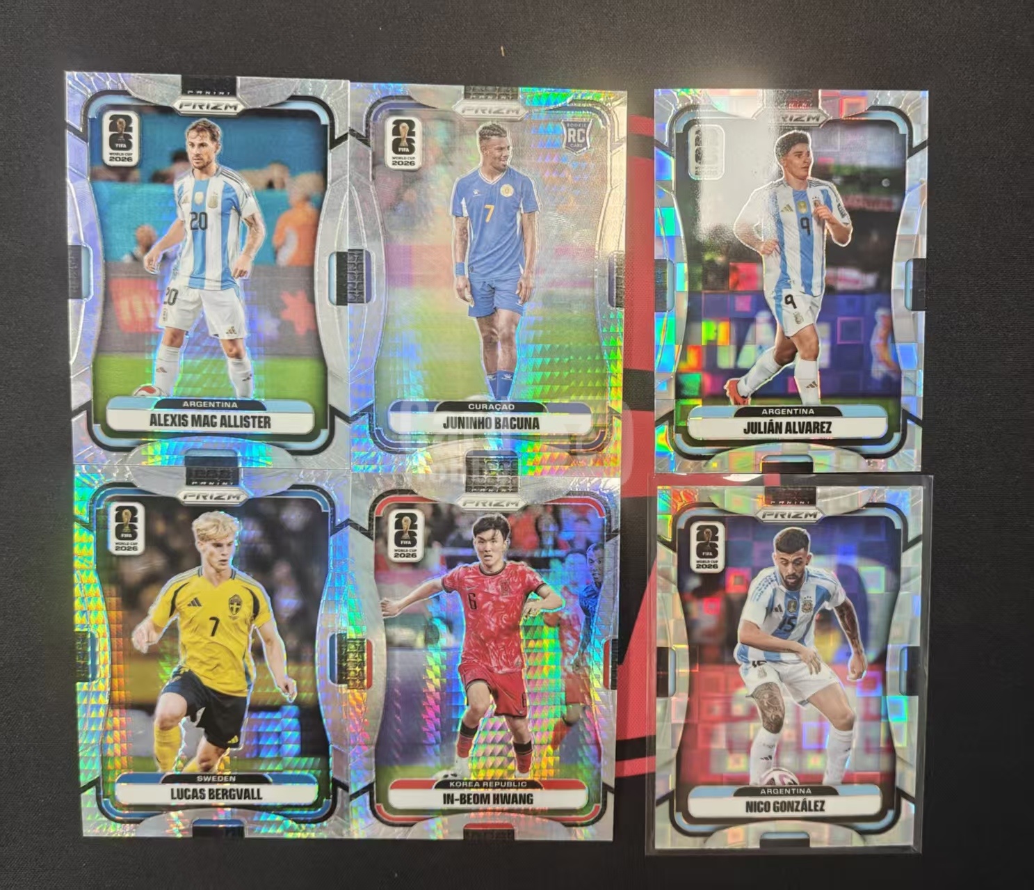 2026 Panini Prizm Fifa World Cup Juninho Bacuna 【兰生卡藏】巴库纳 新秀 麦卡利斯特 贝里瓦尔黄仁范  Hyper折/冈萨雷斯等 潘多拉折 Lot 汪