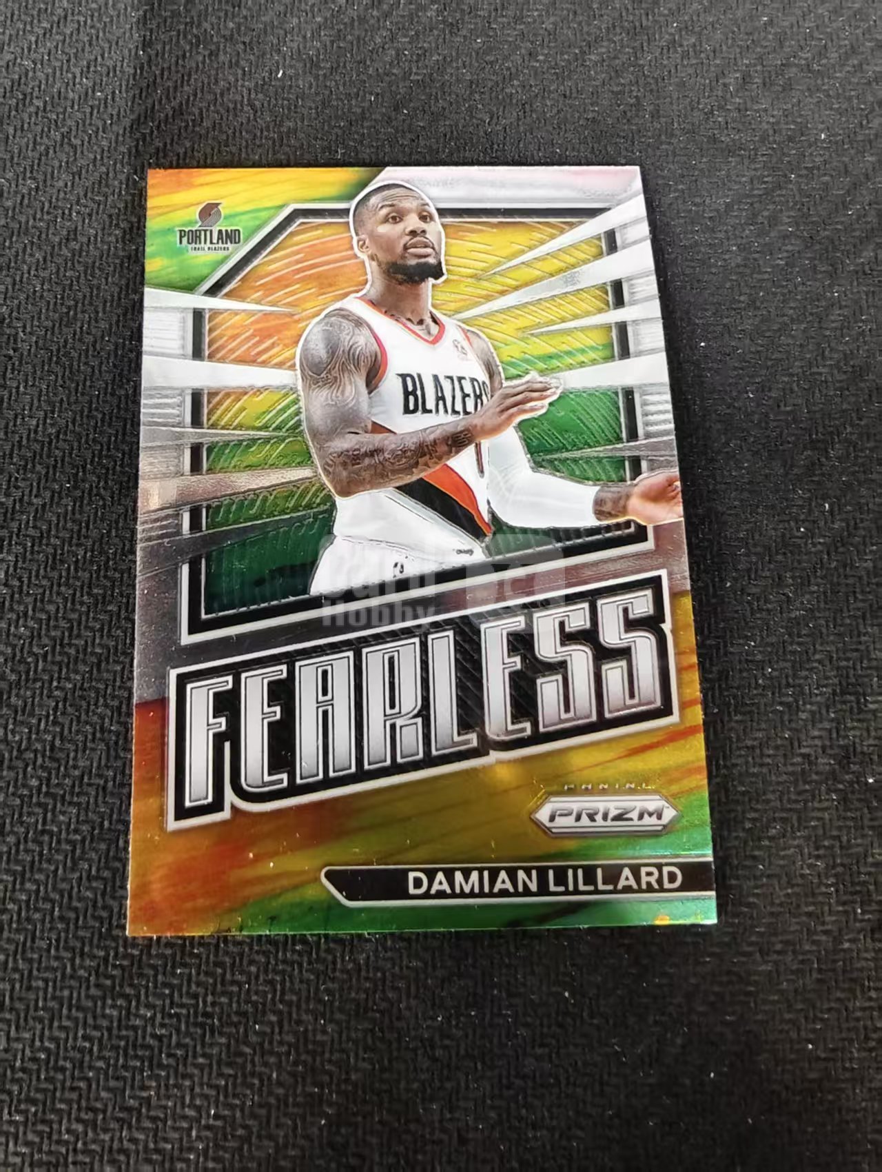 【可合并,不累计】2022-23 Panini Prizm Damian Lillard 利拉德 开拓者 Fearless 无畏特卡 PZ 不保卡品 介意勿拍 #17
