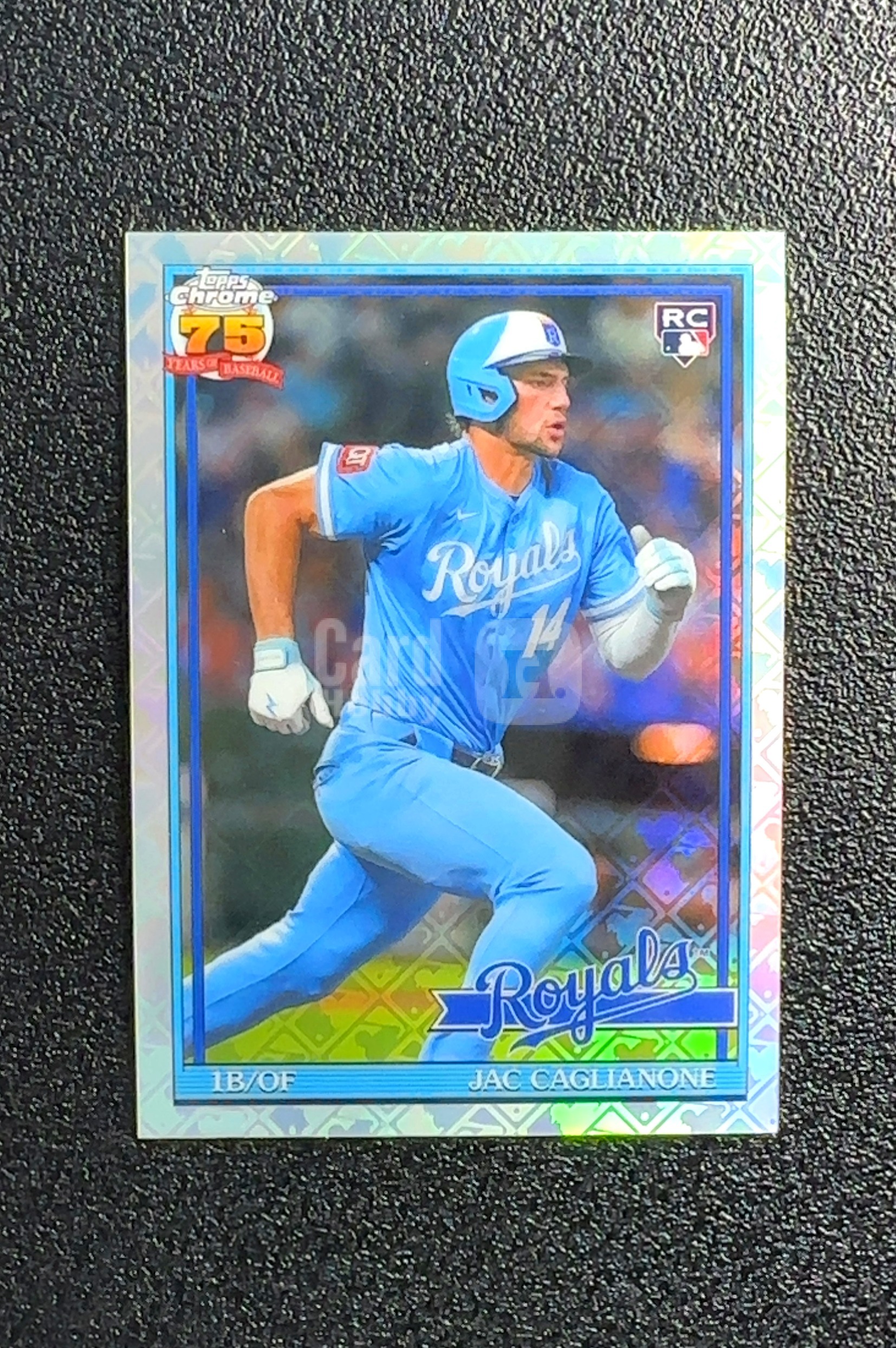 【岛屿拍卖】2024 Topps Chrome 75 周年 Jac Caglianone 雅克·卡利亚诺 logo折 折射 新秀 RC 卡品如图 高价值 #20 Kansas 0023#407